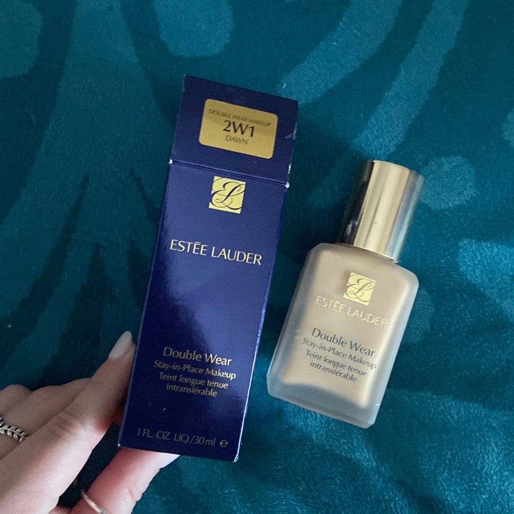 Estee Lauder Double Wear Foundation
